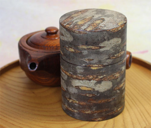 桜皮　総皮作り茶筒(大）チラシの茶筒とケヤキの急須